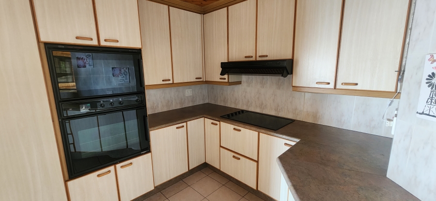 5 Bedroom Property for Sale in Dana Bay Western Cape